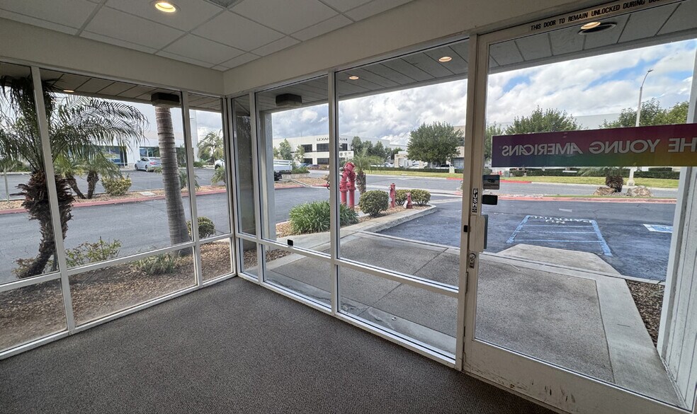 More Photos Of 1132 Olympic Dr, Corona Manufacturing For Sale