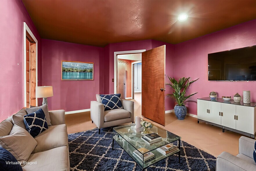 More Photos Of 109 Myrtle, Pierce City Storefront Retail Residential For Sale