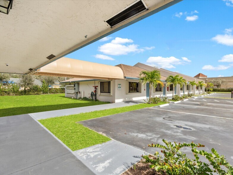 More Photos Of 4177 S Congress Ave, Palm Springs Assisted Living For Sale