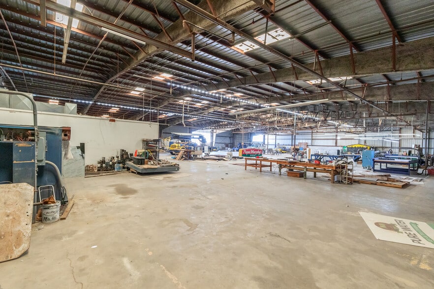 More Photos Of 5050 E Hwy 80, Abilene Manufacturing For Sale