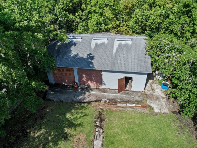 More Photos Of 7262 Lem Turner Rd, Jacksonville Auto Repair For Sale