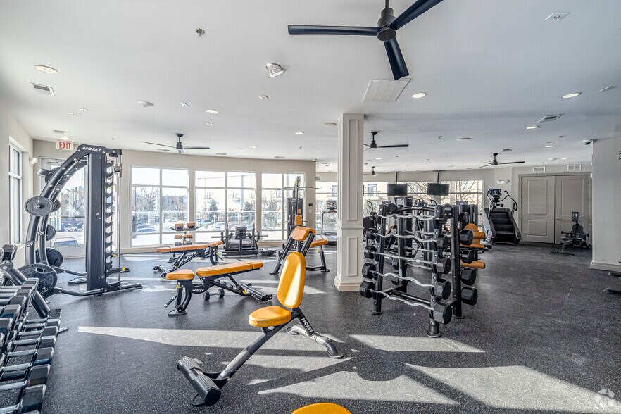 More Photos Of 601 W Bacon St, Richmond Apartments For Sale