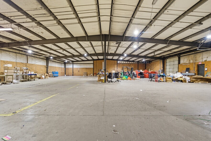 More Photos Of 6190 US Hwy 220, Stoneville Warehouse For Sale