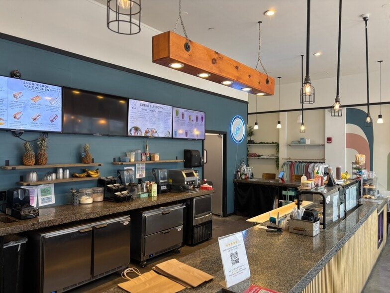 More Photos Of 100 Town Square Pl, Jersey City Office For Lease