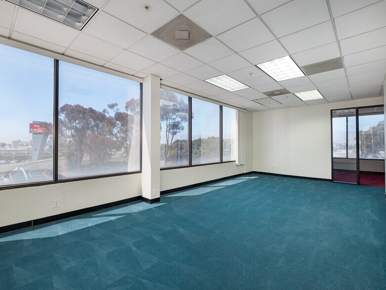 More Photos Of 5155 W Rosecrans Ave, Hawthorne Loft Creative Space For Sale