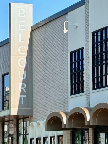 More Photos Of 1801 21st Ave S, Nashville Storefront Retail Residential For Sale