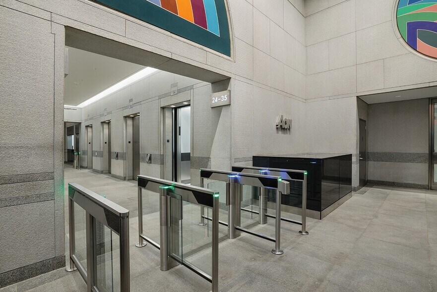 More Photos Of 199 Water St, New York Office For Lease