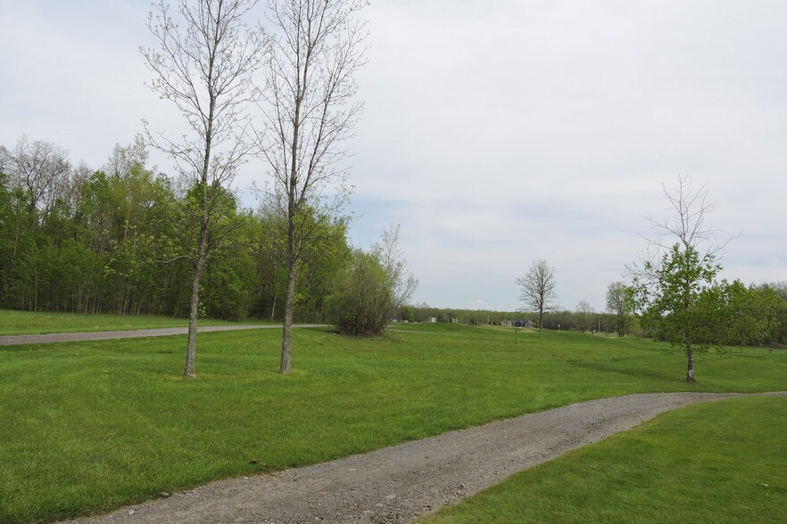 More Photos Of 6722 State Route 31, Cicero Golf Course Driving Range For Sale