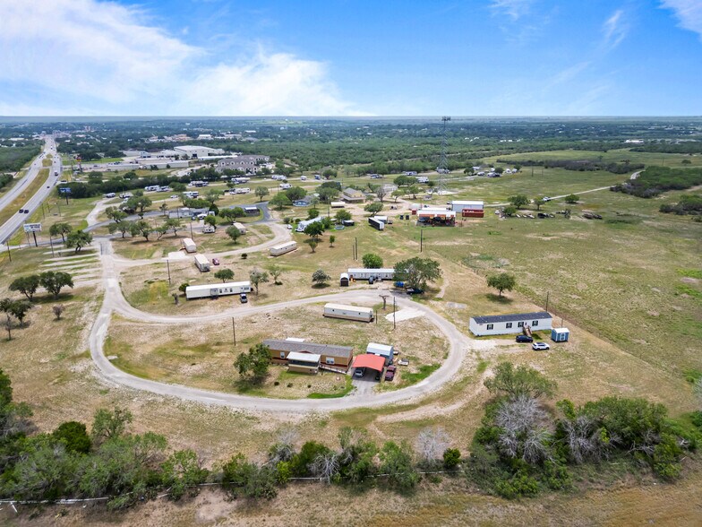 More Photos Of 3117 Highway 281, George West Specialty For Sale