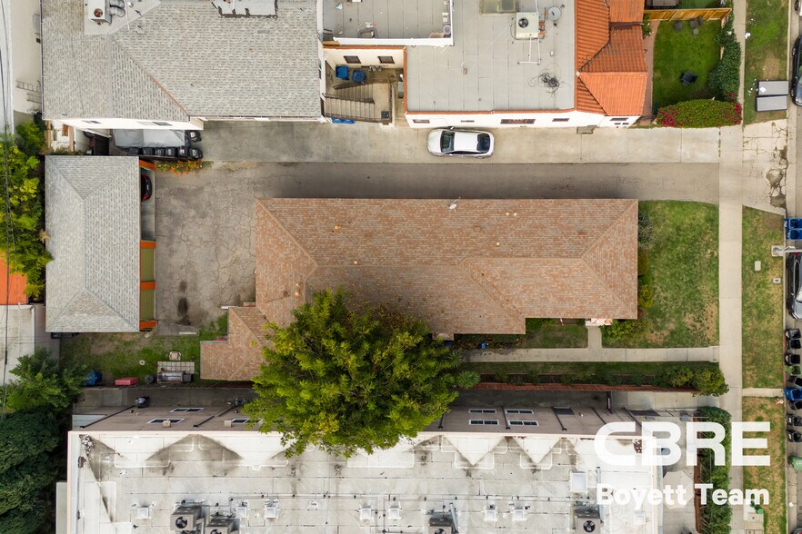 More Photos Of 833 N Poinsettia Pl, Los Angeles Apartments For Sale