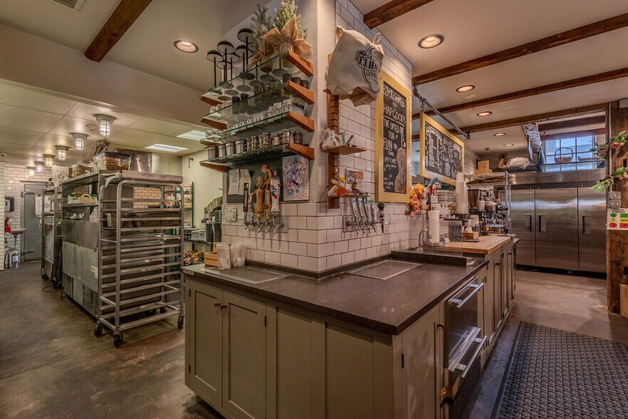 More Photos Of 305 Main St, Peru Restaurant For Sale