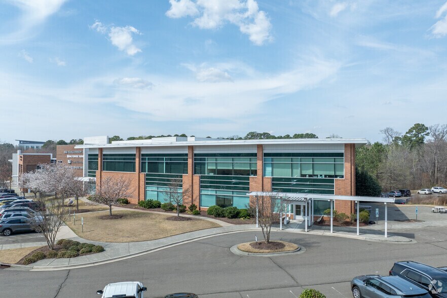 More Photos Of 249 E NC 54 Hwy, Durham Medical For Lease