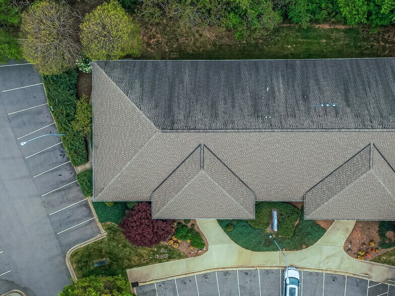 More Photos Of 900A Centrepark Dr, Asheville Medical For Sale