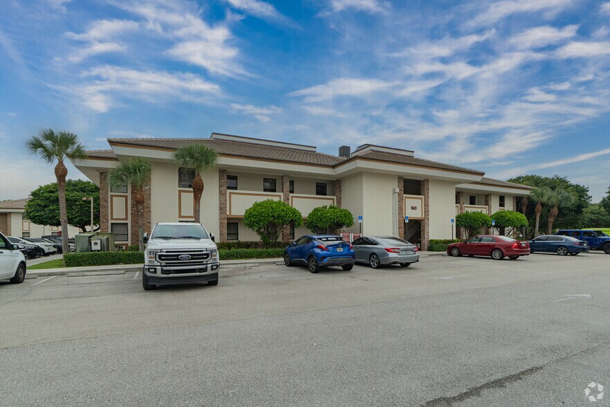 More Photos Of 160 John F Kennedy Dr, Lake Worth Medical For Lease