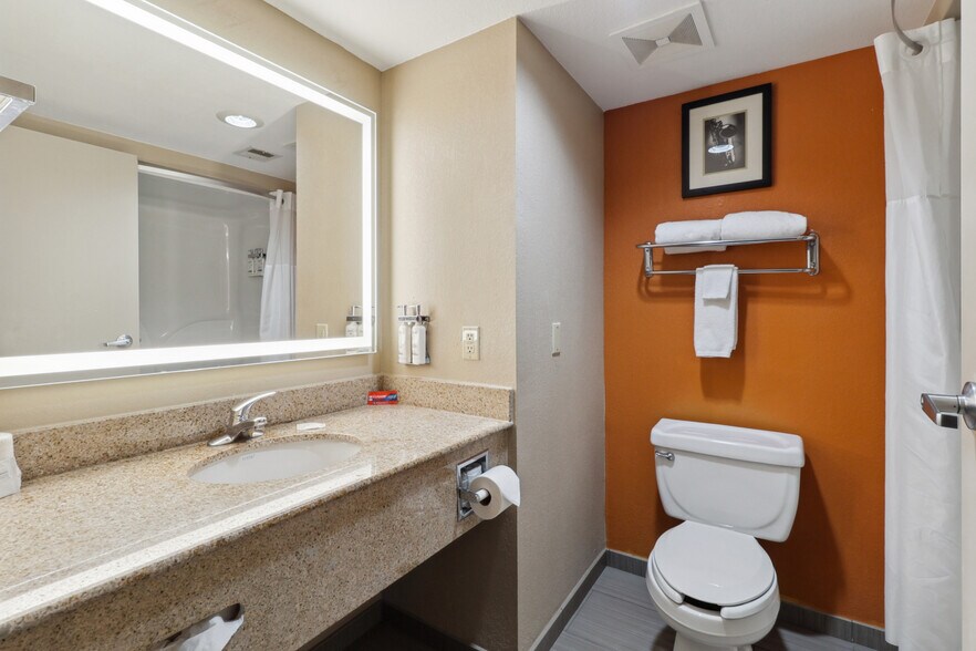 More Photos Of 372 Voters Rd, Slidell Hotel For Sale