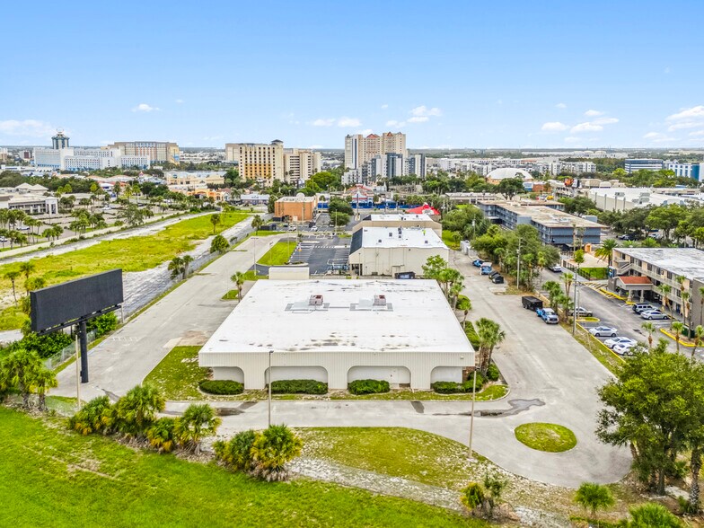 More Photos Of 7036-7336 International Dr, Orlando Unknown For Lease