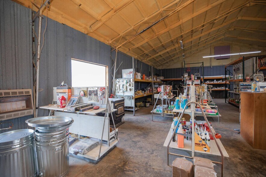 More Photos Of 9705 SE 1300th Rd, Humansville Industrial For Sale