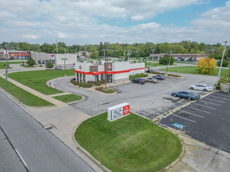 Primary Photo Of 207 S Halsted, Chicago Heights Fast Food For Lease