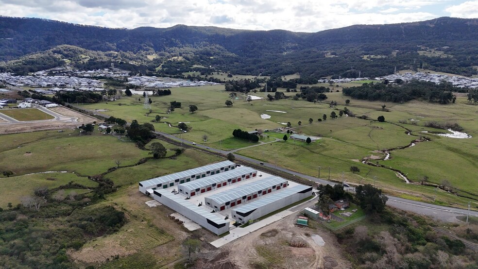 Primary Photo Of 401 West Dapto Rd, Horsley Warehouse For Lease