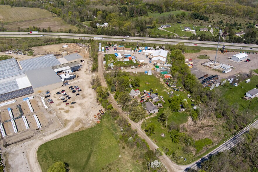 More Photos Of 3090 W Cook Rd, Grand Blanc Showroom For Sale