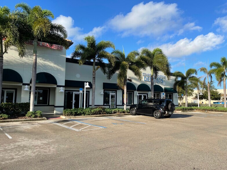 More Photos Of 5934 SE Federal Hwy, Stuart Unknown For Lease