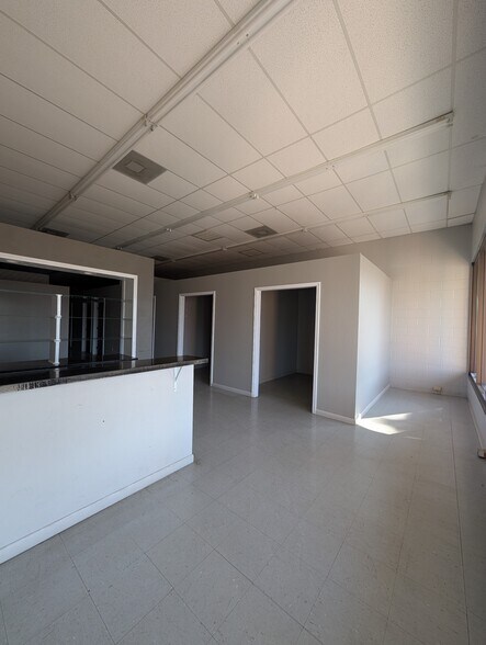 More Photos Of 210-290 E 5th N, Mountain Home Freestanding For Sale