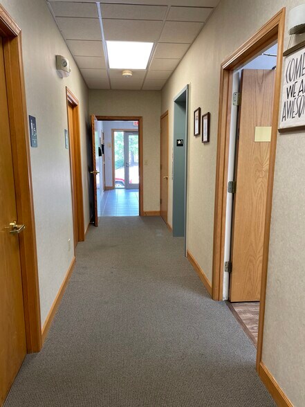 More Photos Of 2024 Cherry Hill Dr, Columbia Office For Sale