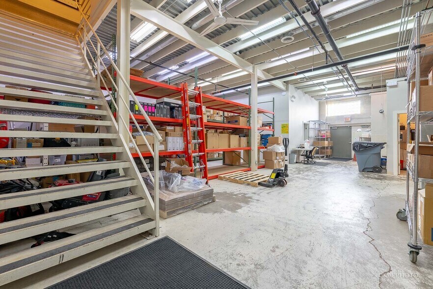 More Photos Of 1133 W Van Buren St, Chicago Medical For Lease