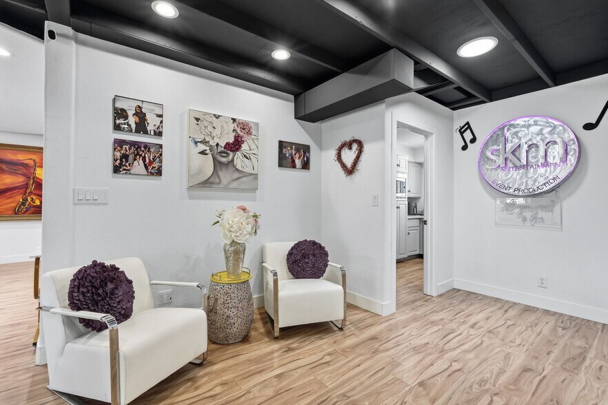 More Photos Of 12826 N Scottsdale Rd, Scottsdale Office Residential For Lease