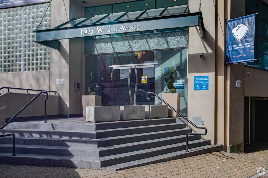 More Photos Of 1505 2nd Ave W, Vancouver Office For Lease