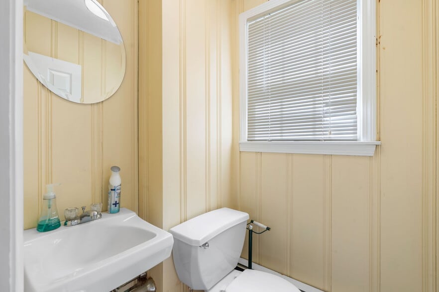 More Photos Of 1764 Main St, Tewksbury Office For Lease