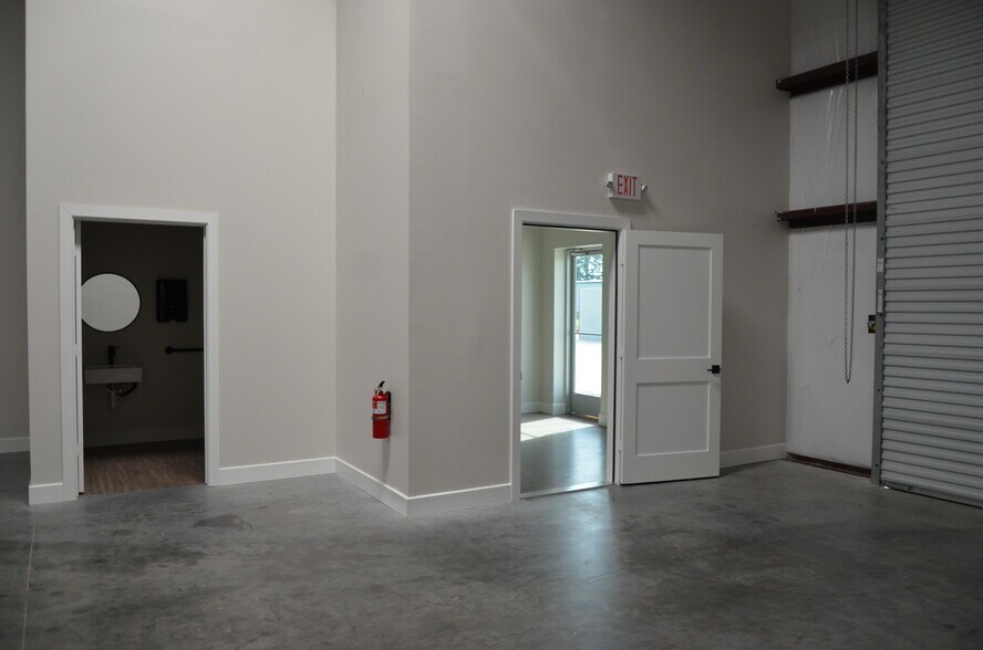 More Photos Of 21631 Rhodes Rd, Spring Unknown For Lease