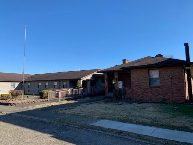 More Photos Of 212 4th St, Yorkville Assisted Living For Sale