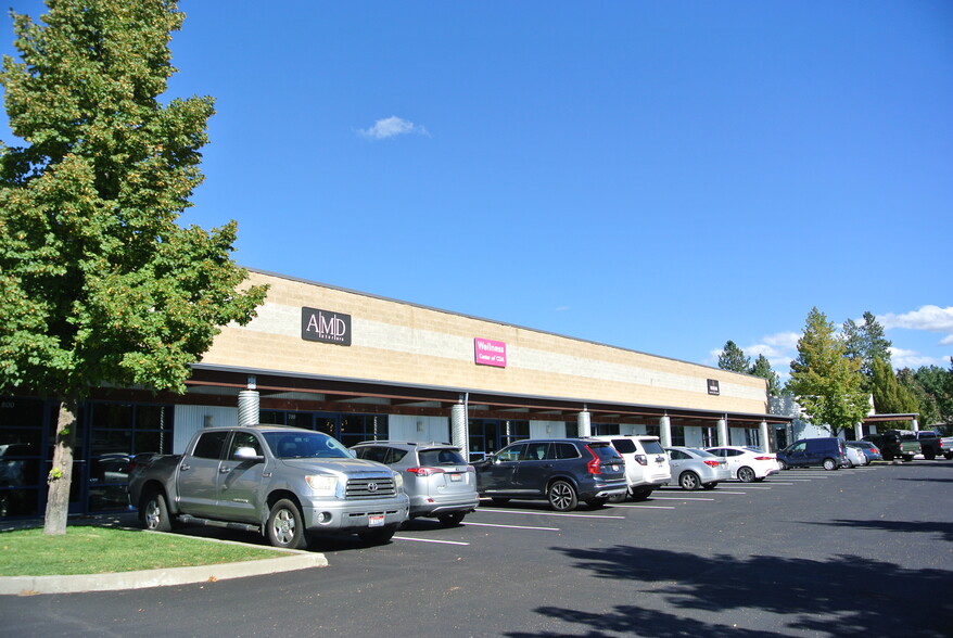 Primary Photo Of 3895 N Schreiber Way, Coeur d'Alene Flex For Lease