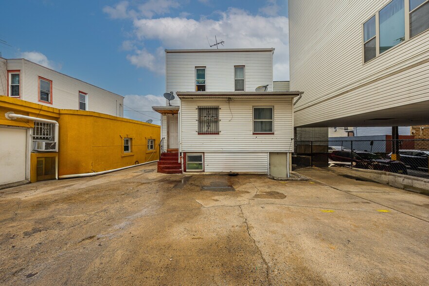 More Photos Of 413 51st St, West New York Multifamily For Sale
