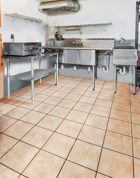 More Photos Of 9065 Pickerel Lake Rd, Pickerel Bar For Sale