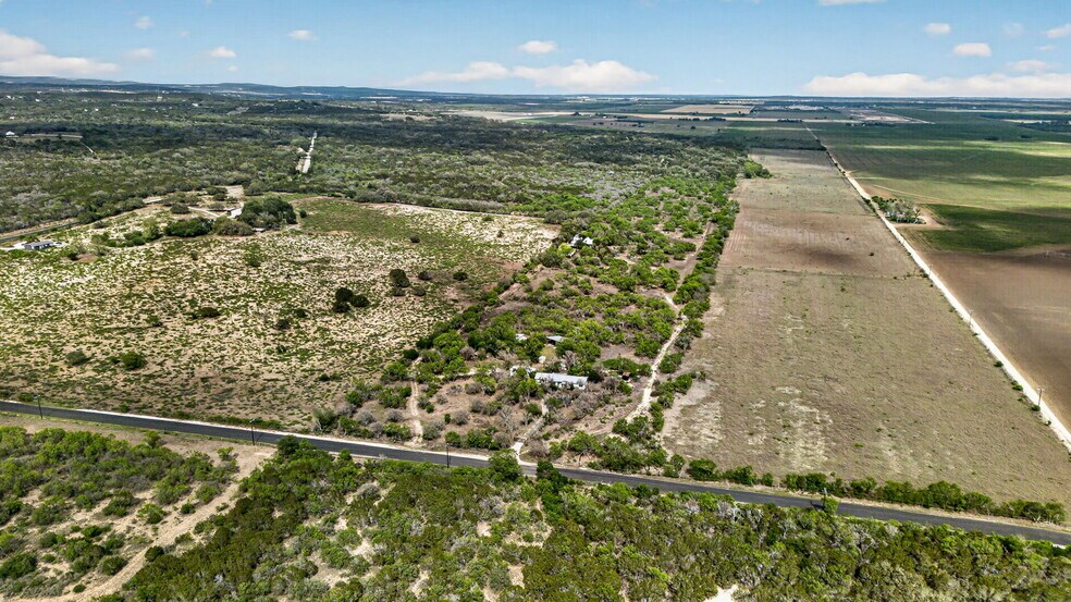 More Photos Of 1151 County Road 2615, Rio Medina Land For Sale