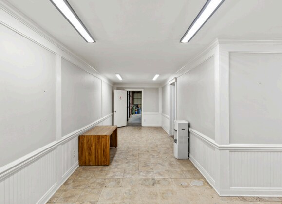 More Photos Of 1240-1242 Katy Rd, Fort Worth Flex For Lease
