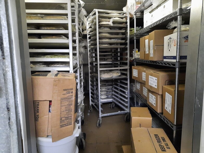 More Photos Of 4425 Highway 55, Medina Restaurant For Sale