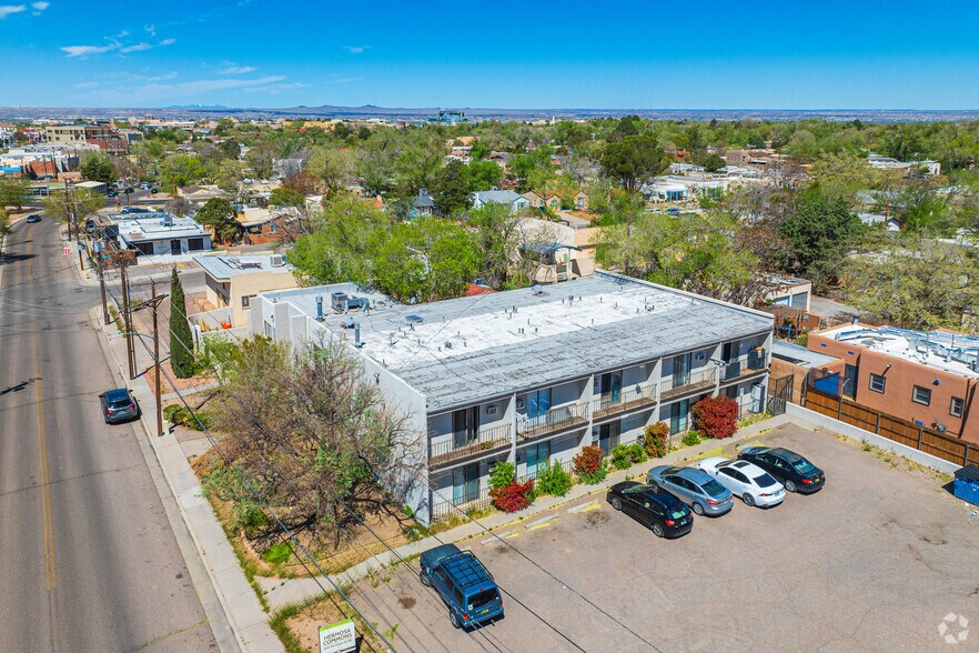 More Photos Of 200 Hermosa Dr NE, Albuquerque Apartments For Sale