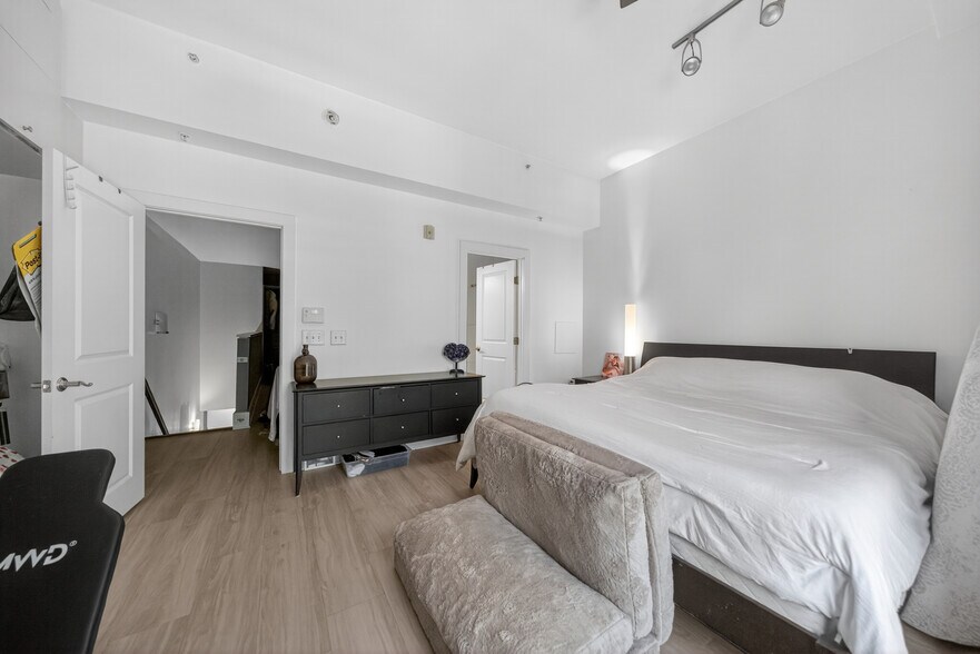 More Photos Of 444 S Blount St, Raleigh Apartments For Sale