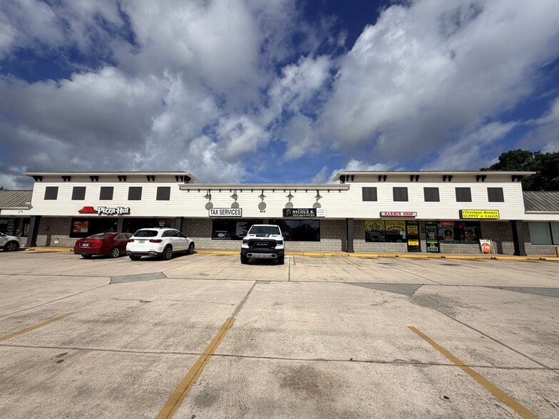 Primary Photo Of 868 Jupiter Blvd NW, Palm Bay Storefront Retail Office For Lease