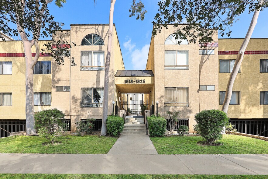 More Photos Of 1818-1826 Vassar St, Glendale Apartments For Sale