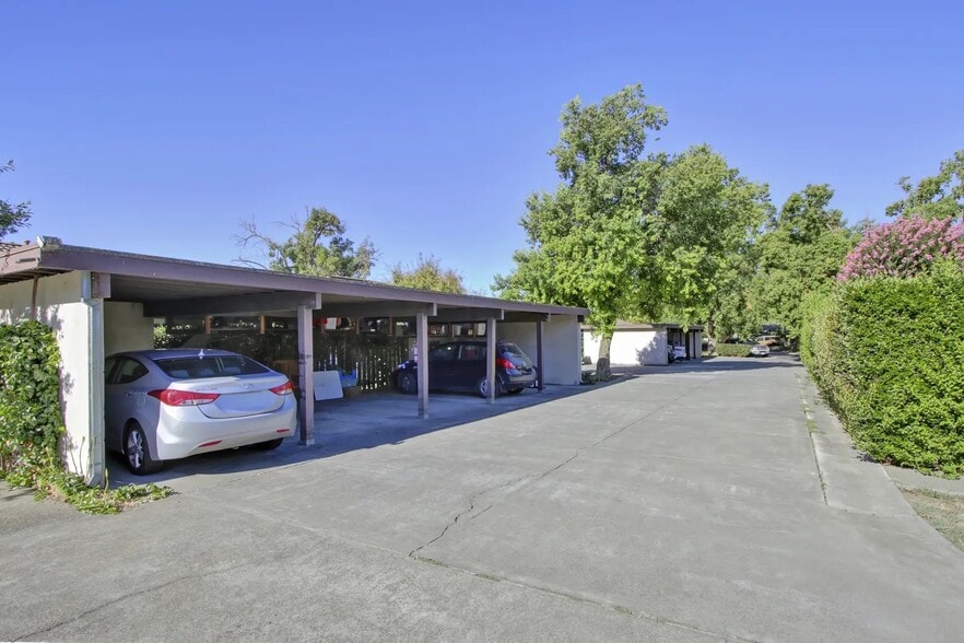 More Photos Of 2310 Evenstar Ln, Davis Apartments For Sale