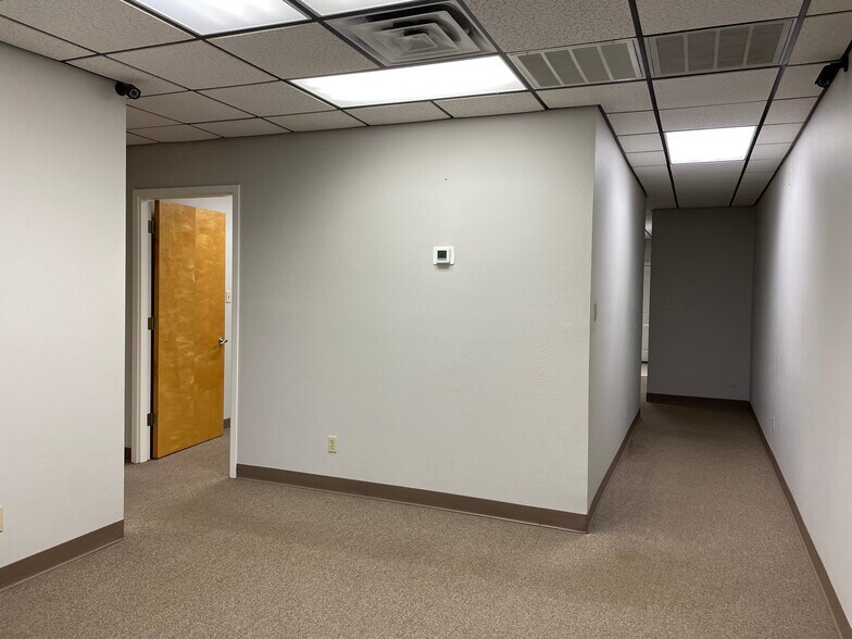 More Photos Of 2103 Old Minden Rd, Bossier City Office For Lease