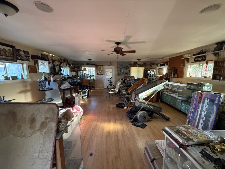 More Photos Of 3925 Lake Isabella Blvd, Bodfish General Retail For Sale