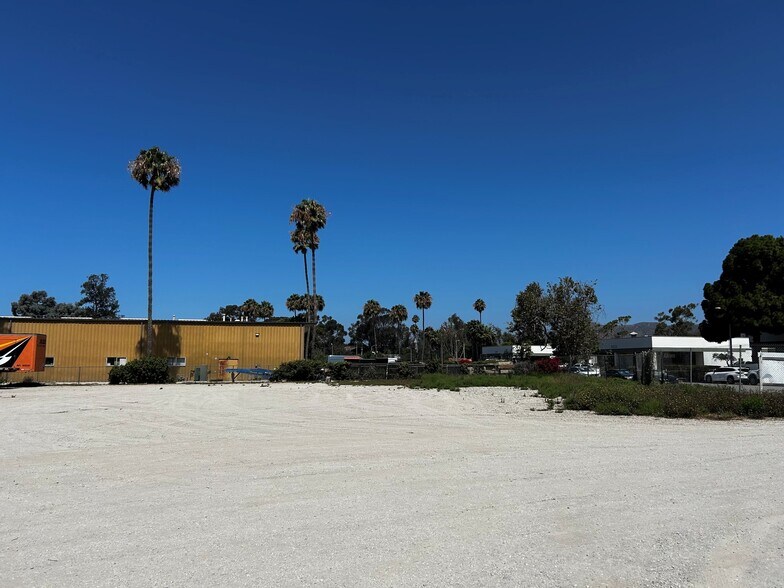More Photos Of 3550 Arundell Circle, Ventura Land For Lease
