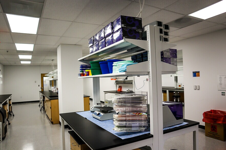 2200 Kraft Dr, Blacksburg, VA 24060 Office