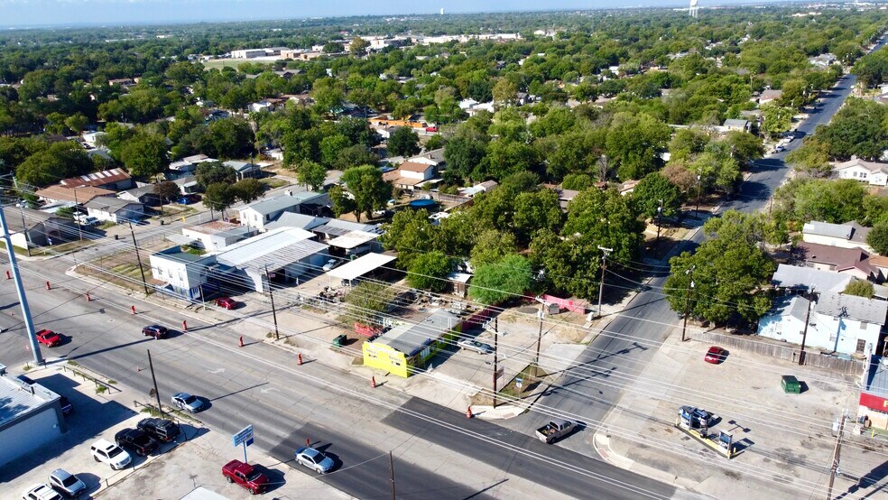 More Photos Of 3017 Pleasanton Rd, San Antonio Restaurant For Sale