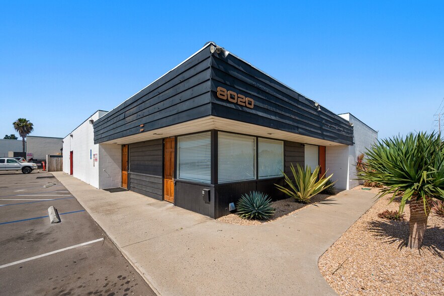 More Photos Of 8020 Ronson Rd, San Diego Warehouse For Lease
